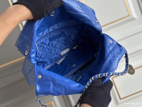 First Bag Ru CHANEL 22 HANDBAG SMALL 0716